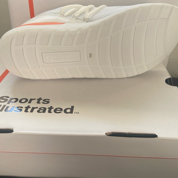 Sports Illustrated Sport Womens Sneakers NWB - Picture 7 of 8